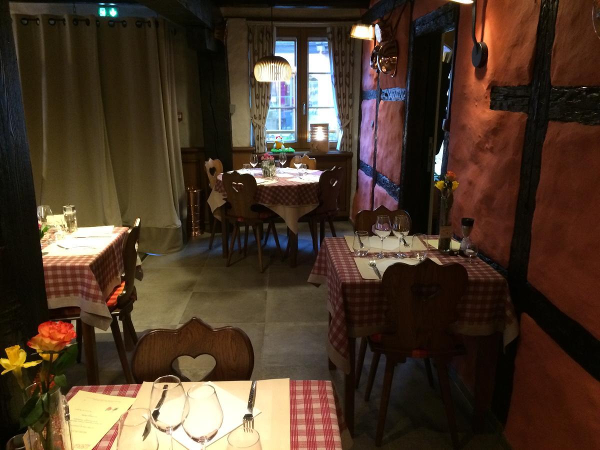 Auberge Des Trois Chateaux Eguisheim Eksteriør billede